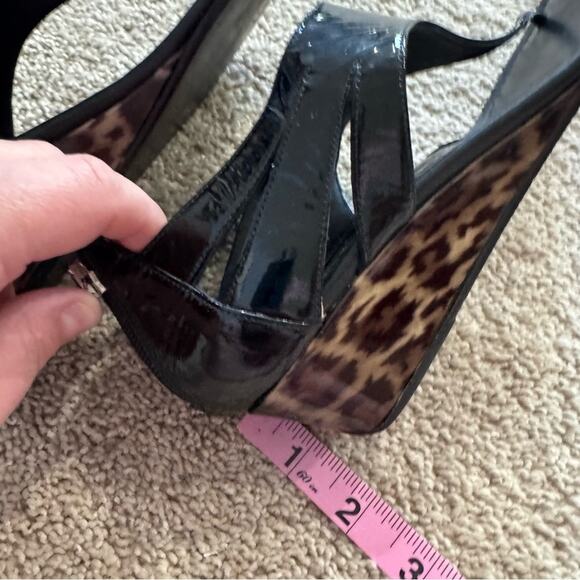 Donald J Pliner Black & Leopard Print Wedge Thong Sandals Women’s Size 7 - Picture 8 of 10
